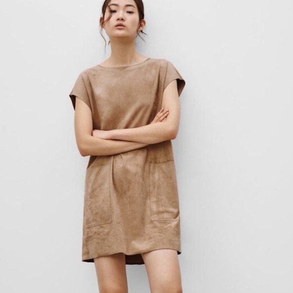 Aritzia Dresses & Skirts - NORI DRESS
